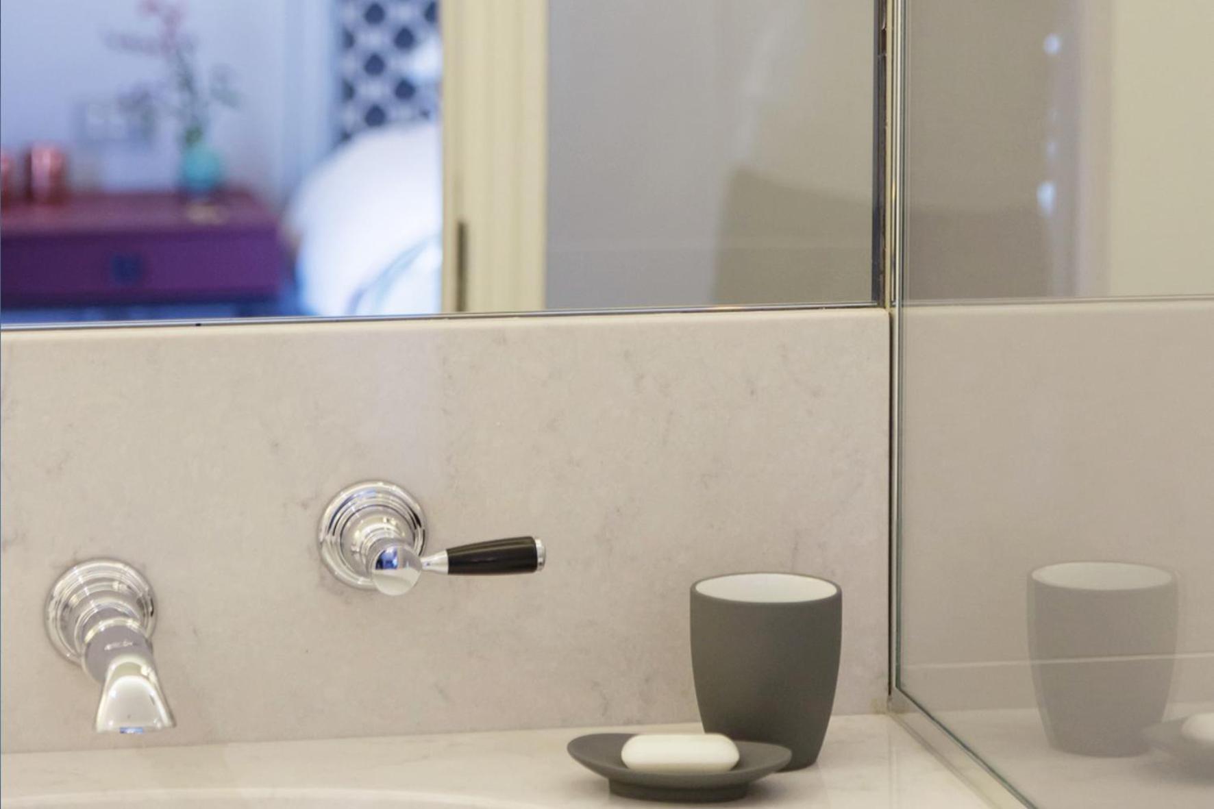 올드 파스니지 호텔 옥스퍼드 외부 사진 A soap dish